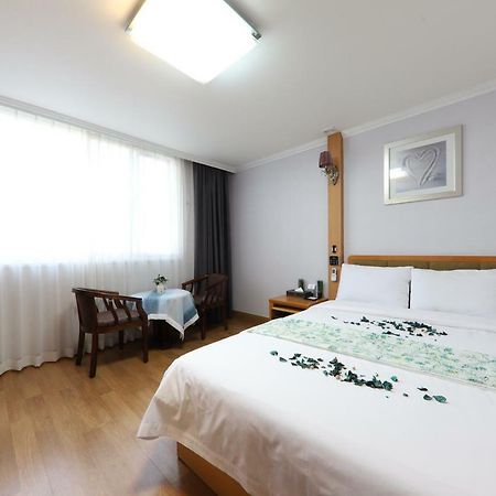 Gwangalli Utopia Tourist Hotel Busan Exteriör bild