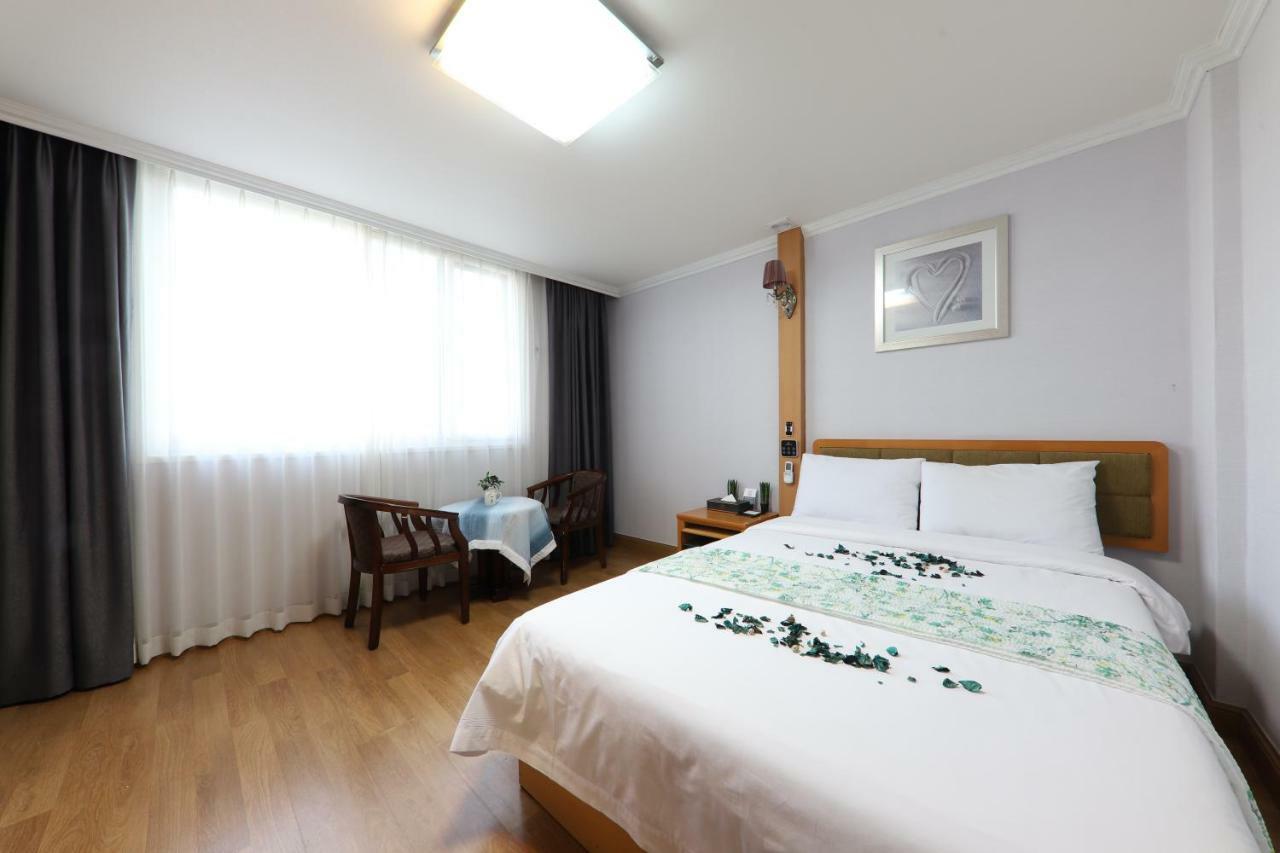Gwangalli Utopia Tourist Hotel Busan Exteriör bild
