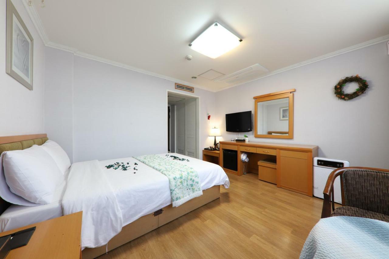 Gwangalli Utopia Tourist Hotel Busan Exteriör bild