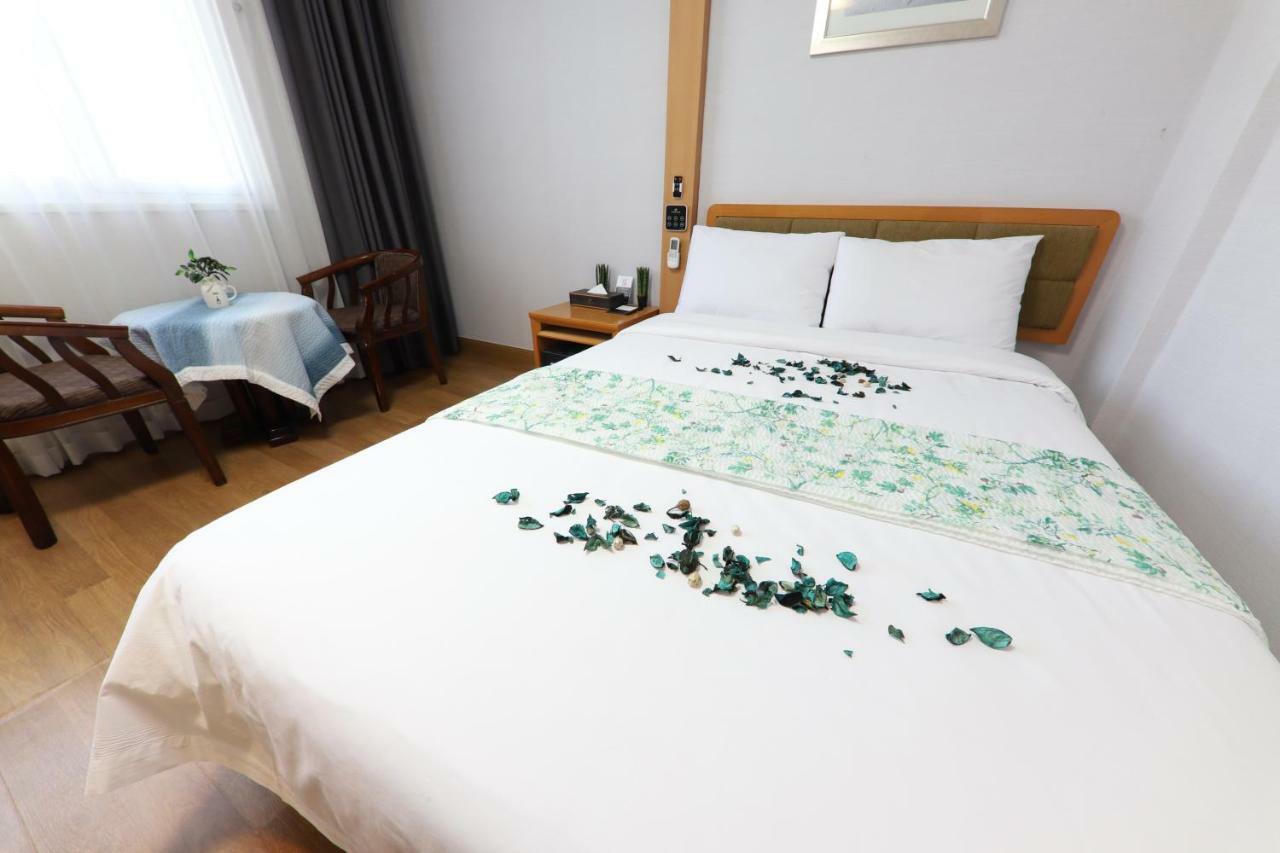 Gwangalli Utopia Tourist Hotel Busan Exteriör bild
